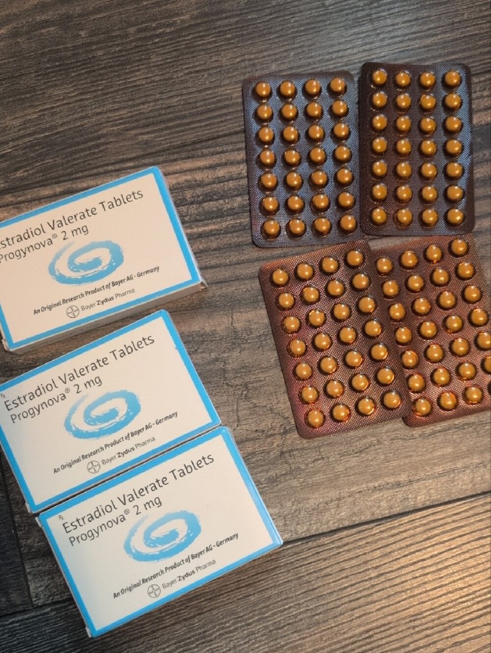 Estrogen - Picture 6 of 10